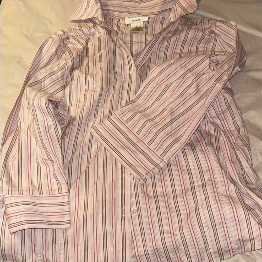 Fred David Women's Pink Striped Button Down Shirt